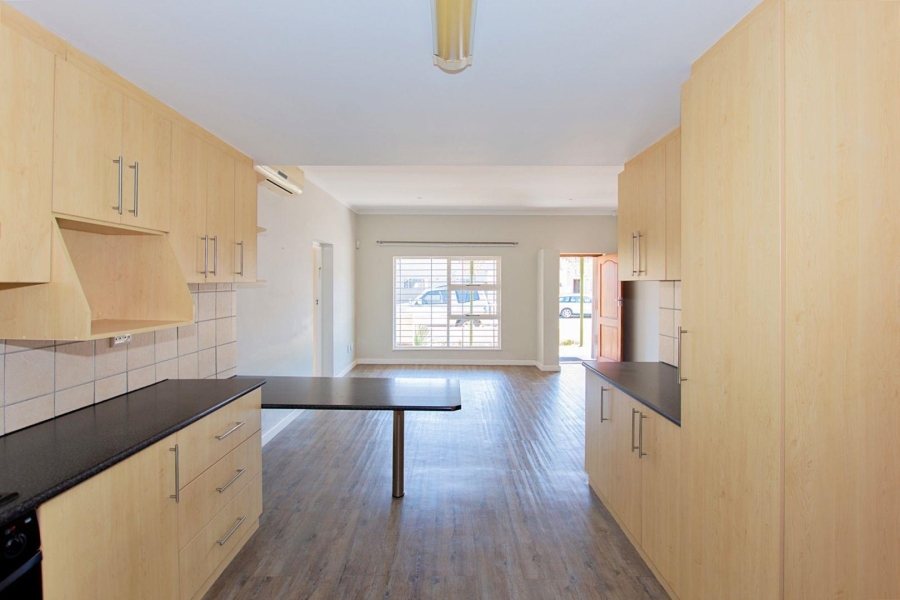 7 Bedroom Property for Sale in Middedorp Western Cape